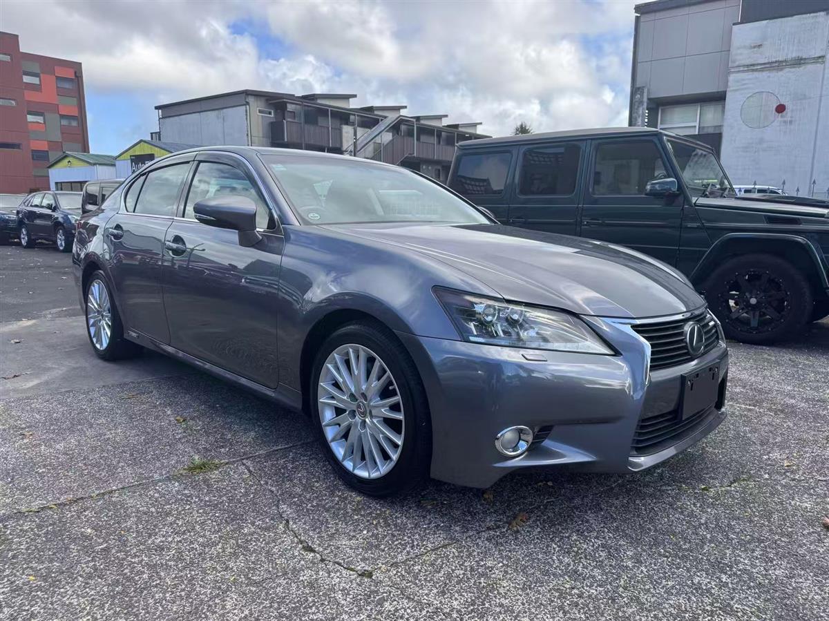 2013 Lexus GH450H thumbnail