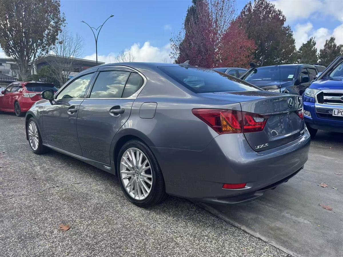 2013 Lexus GH450H thumbnail
