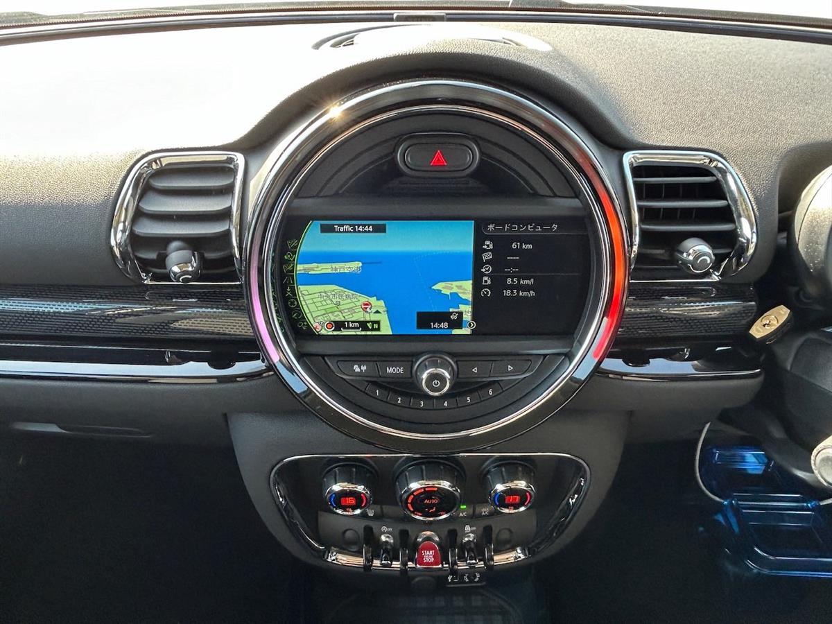 2016 Mini Cooper thumbnail