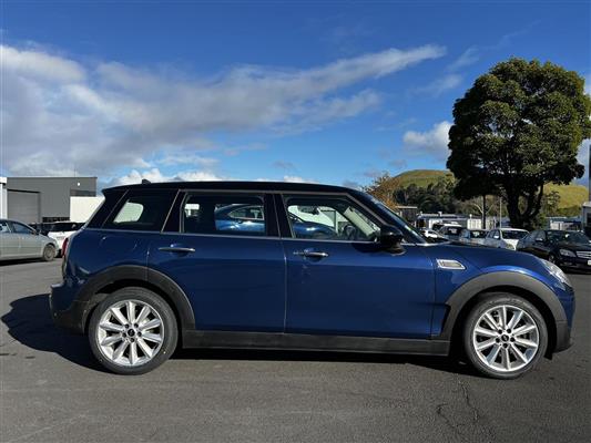 2016 Mini Cooper thumbnail