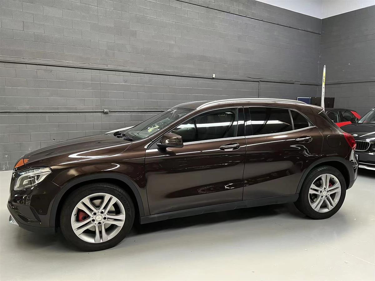 2014 Mercedes-Benz GLA thumbnail
