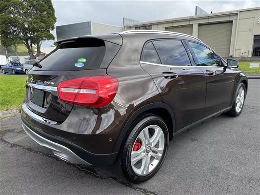 2014 Mercedes-Benz GLA thumbnail