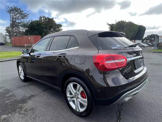 2014 Mercedes-Benz GLA thumbnail