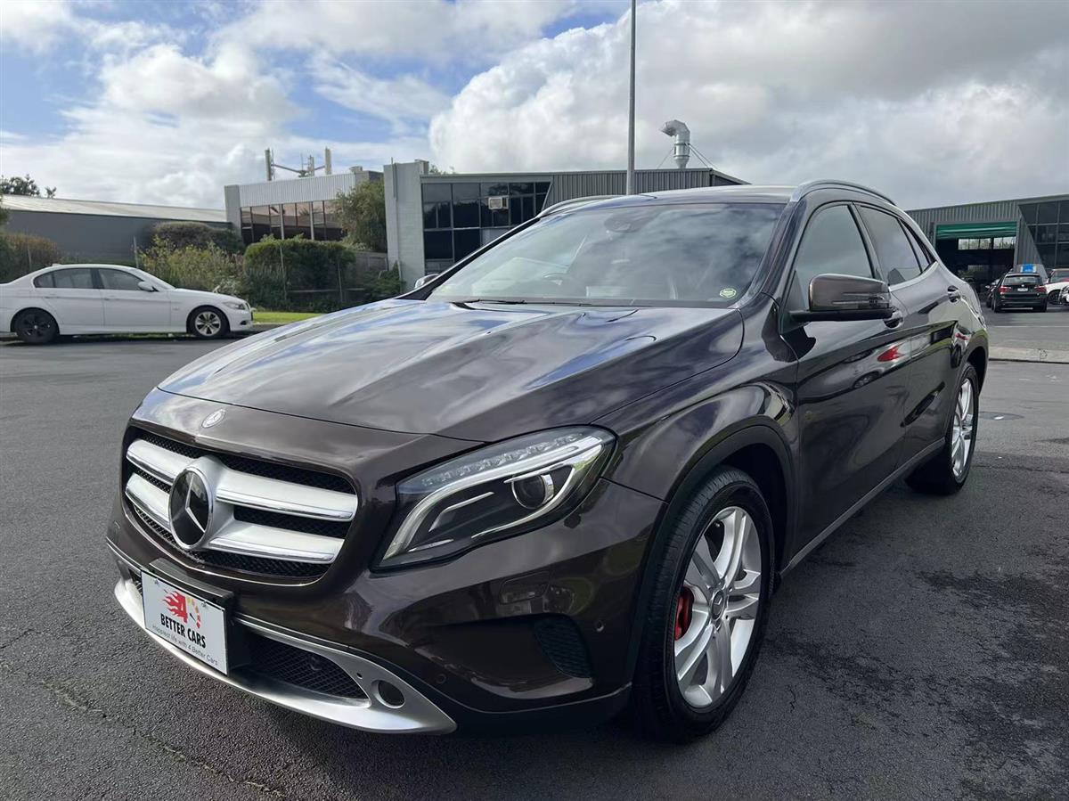 2014 Mercedes-Benz GLA thumbnail