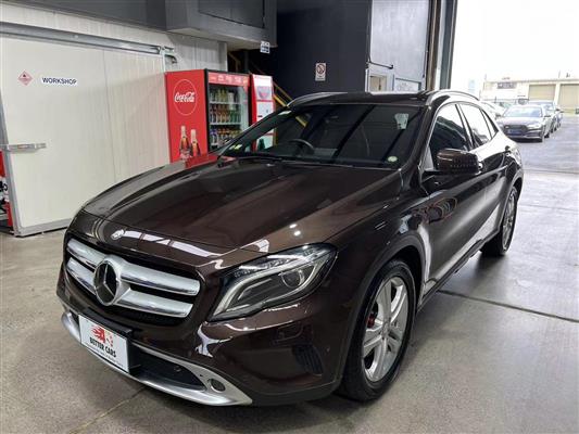 2014 Mercedes-Benz GLA thumbnail
