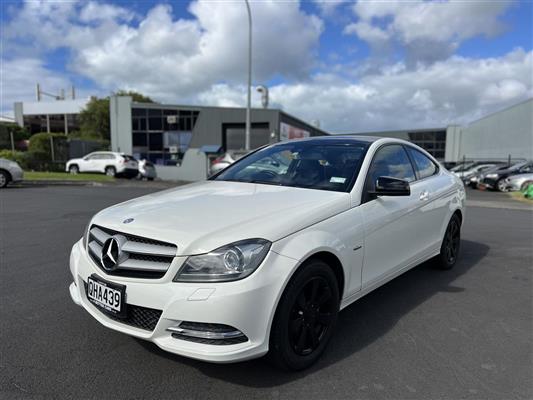 2012 Mercedes-Benz C thumbnail