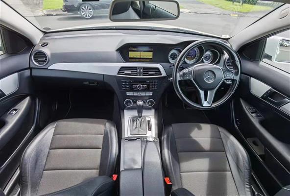 2012 Mercedes-Benz C thumbnail