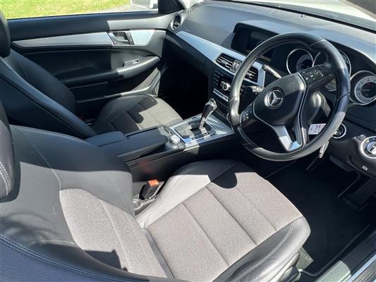 2012 Mercedes-Benz C thumbnail