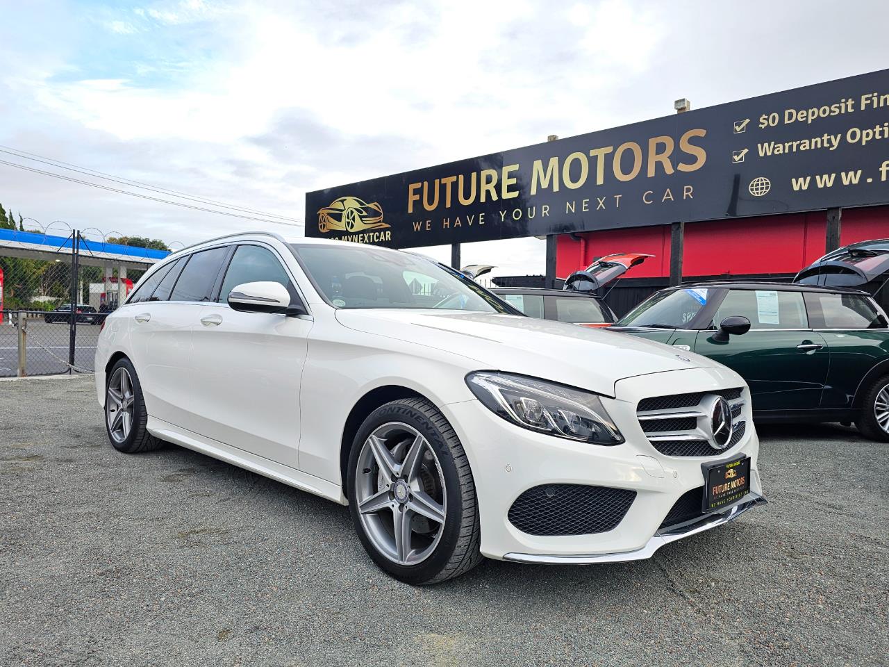 2016 Mercedes-Benz C200 thumbnail