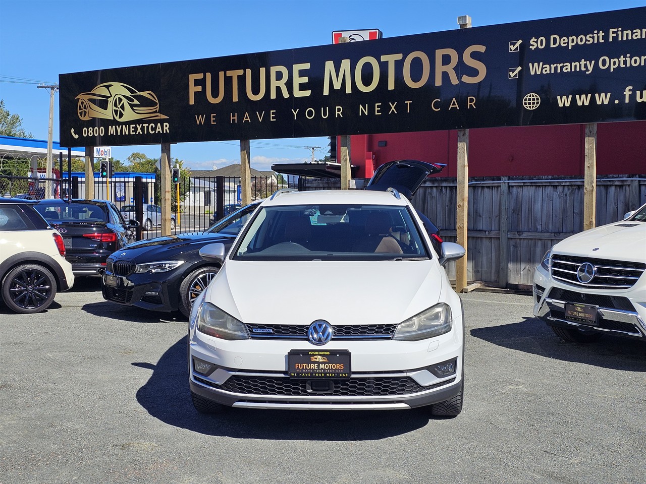 2015 Volkswagen Golf thumbnail