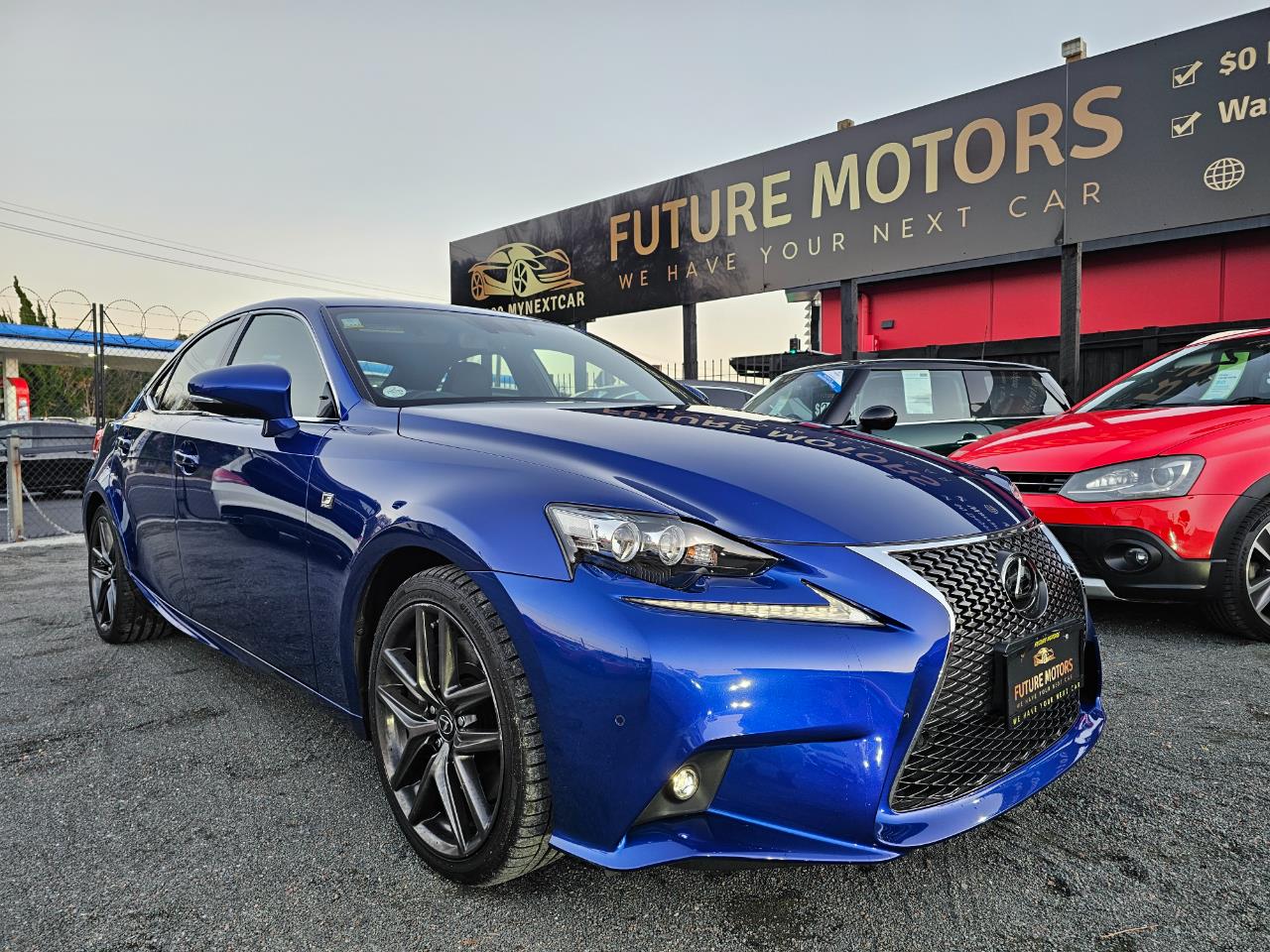 2015 Lexus IS thumbnail