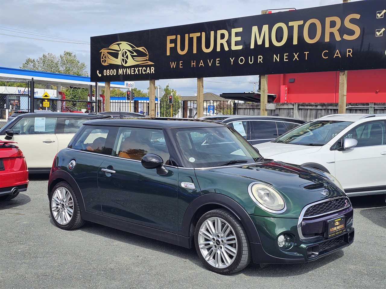2018 Mini Cooper thumbnail