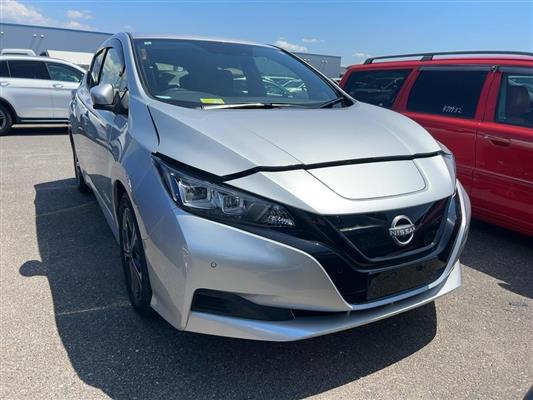 2022 Nissan Leaf thumbnail