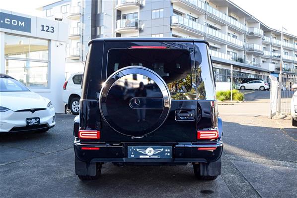 2021 Mercedes-Benz G thumbnail
