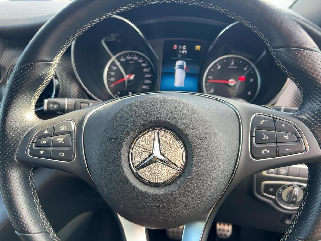 2021 Mercedes-Benz V thumbnail