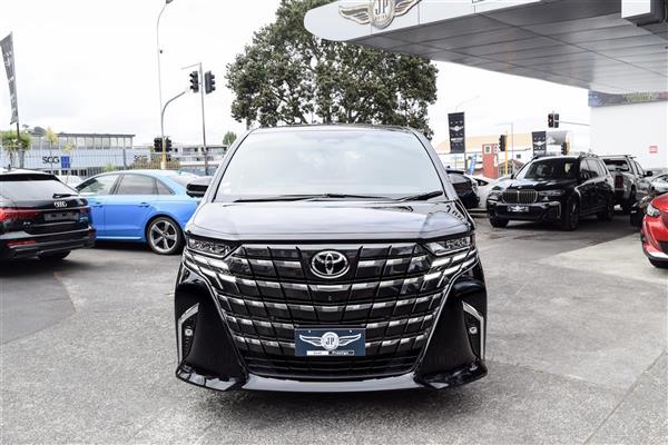 2025 Toyota Alphard thumbnail