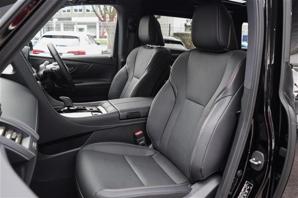 2025 Toyota Alphard thumbnail
