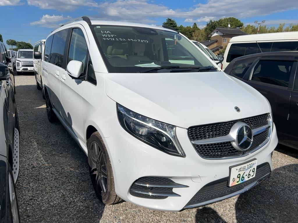 2023 Mercedes-Benz V thumbnail