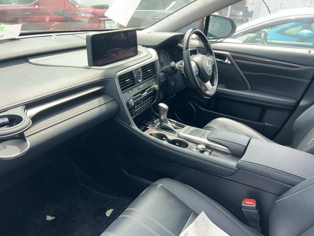 2023 Lexus RX thumbnail