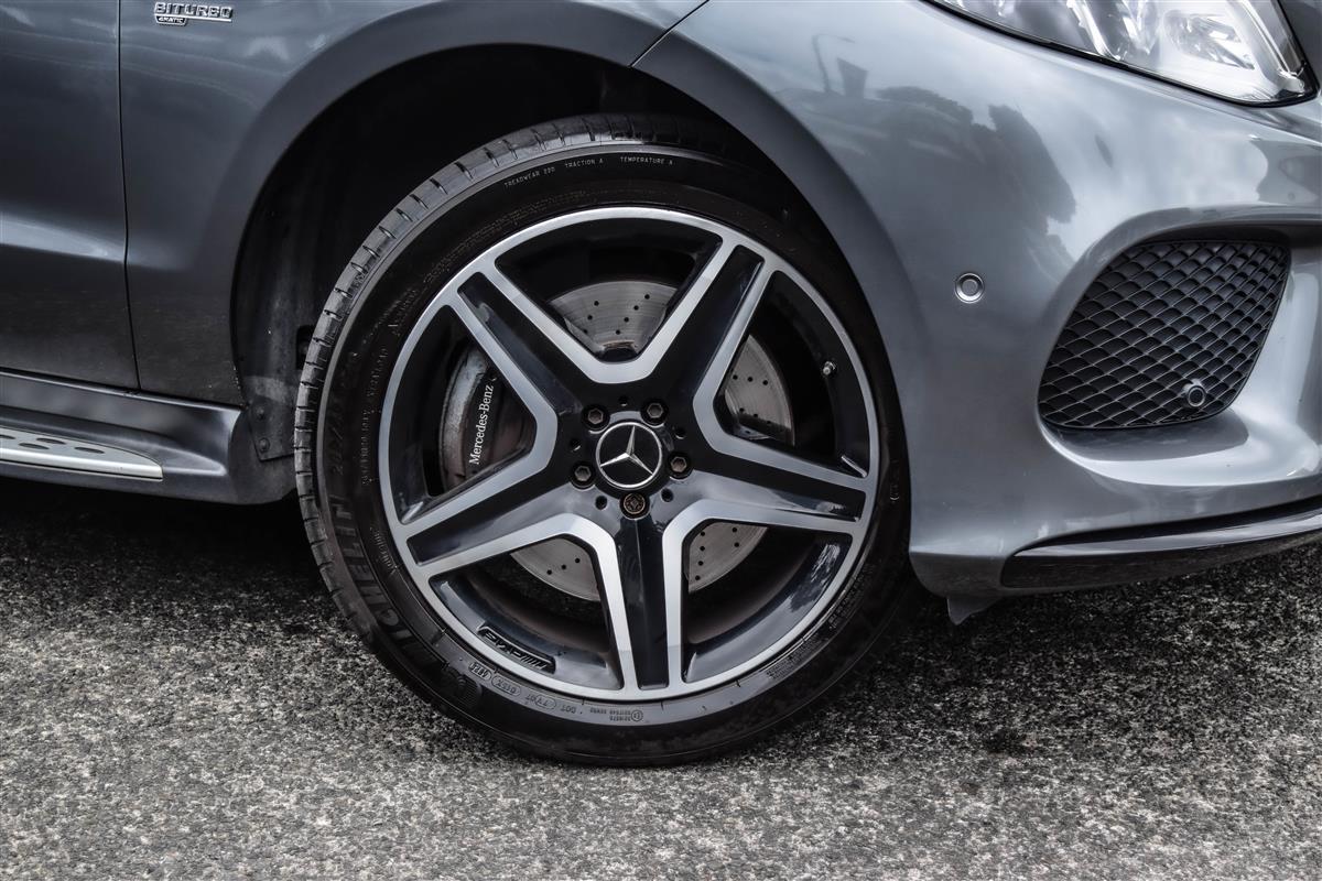 2016 Mercedes-Benz GLE thumbnail