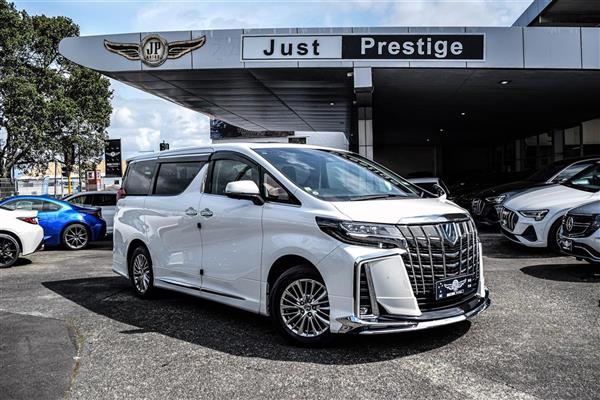 2022 Toyota Alphard thumbnail