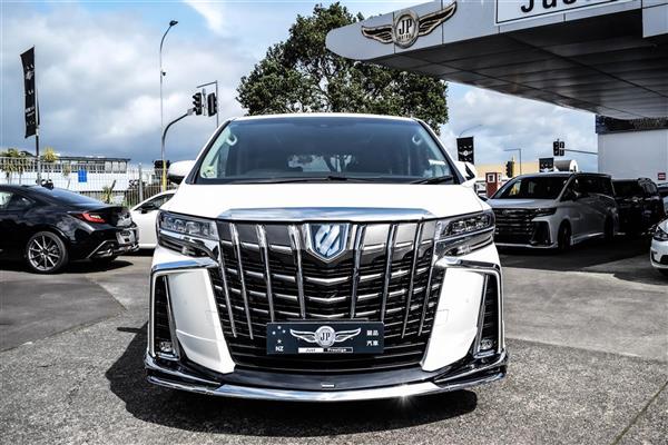 2022 Toyota Alphard thumbnail