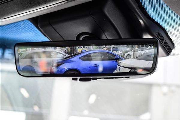 2022 Toyota Alphard thumbnail
