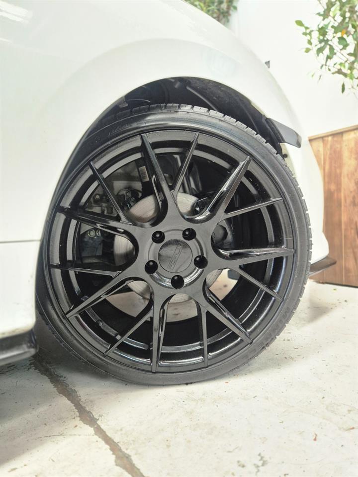 2017 Honda Civic thumbnail