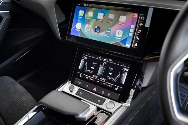 2021 Audi e-tron thumbnail