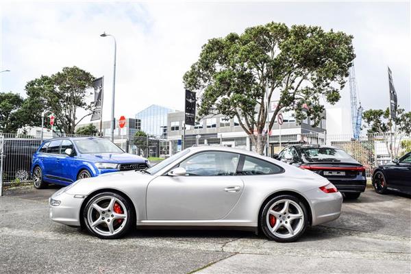 2008 Porsche 911 thumbnail