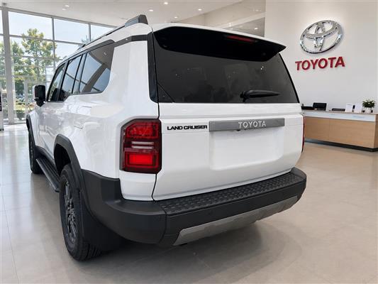 2026 Toyota Land thumbnail