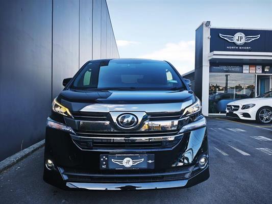 2017 Toyota Vellfire thumbnail