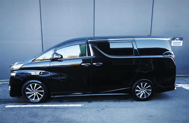 2017 Toyota Vellfire thumbnail