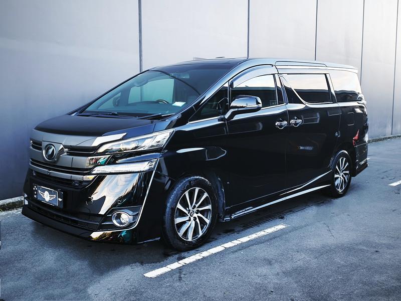 2017 Toyota Vellfire thumbnail