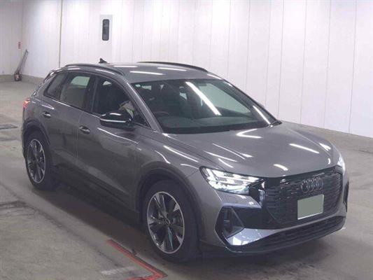 2024 Audi Q4 thumbnail