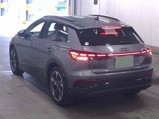 2024 Audi Q4 thumbnail