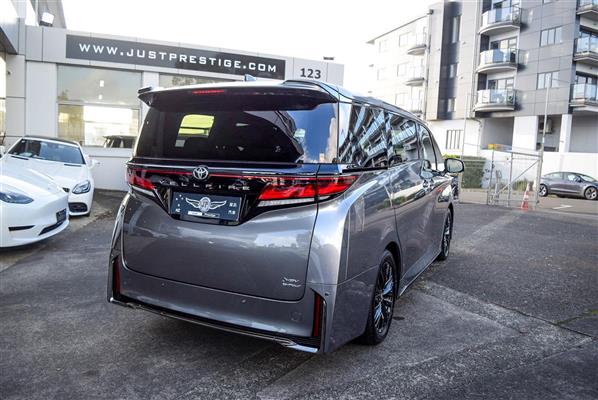 2026 Toyota Vellfire thumbnail