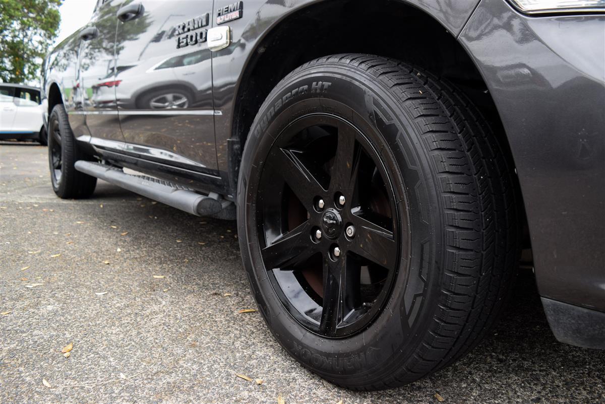 2019 Ram 1500 thumbnail