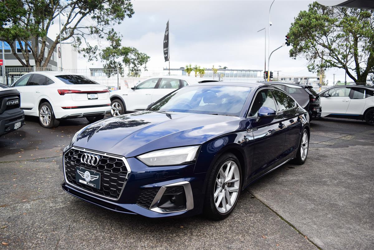 2023 Audi A5 thumbnail