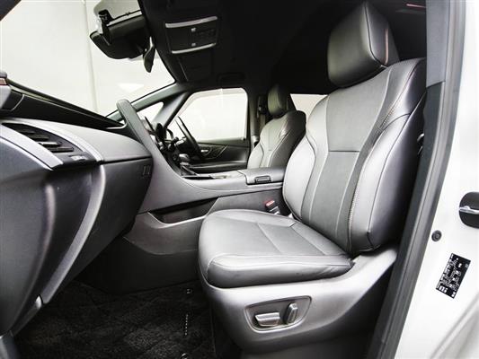 2023 Toyota Alphard thumbnail