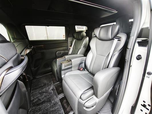 2023 Toyota Alphard thumbnail