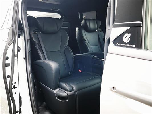 2023 Toyota Alphard thumbnail