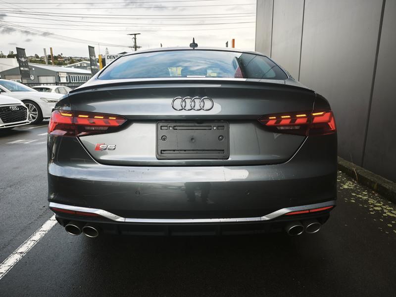 2022 Audi S5 thumbnail