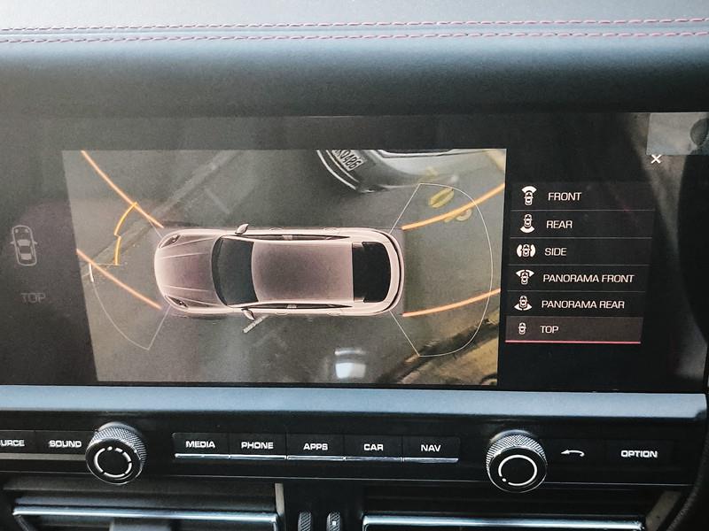2020 Porsche Macan thumbnail