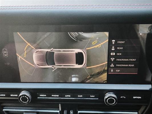 2020 Porsche Macan thumbnail