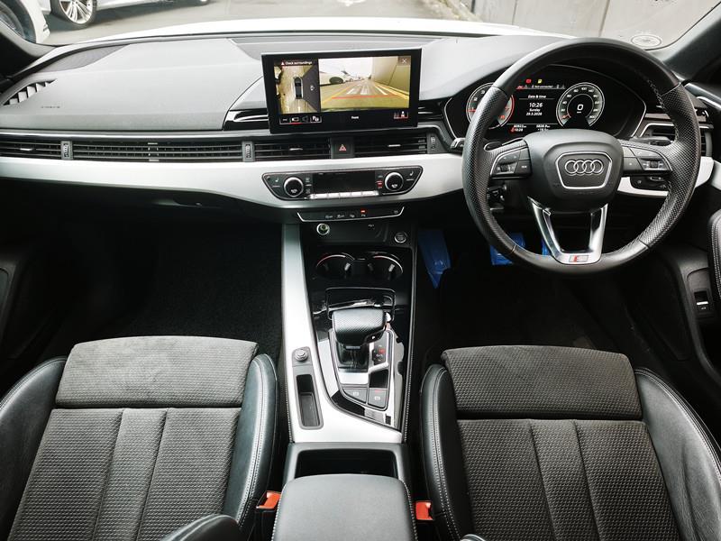 2021 Audi A4 thumbnail