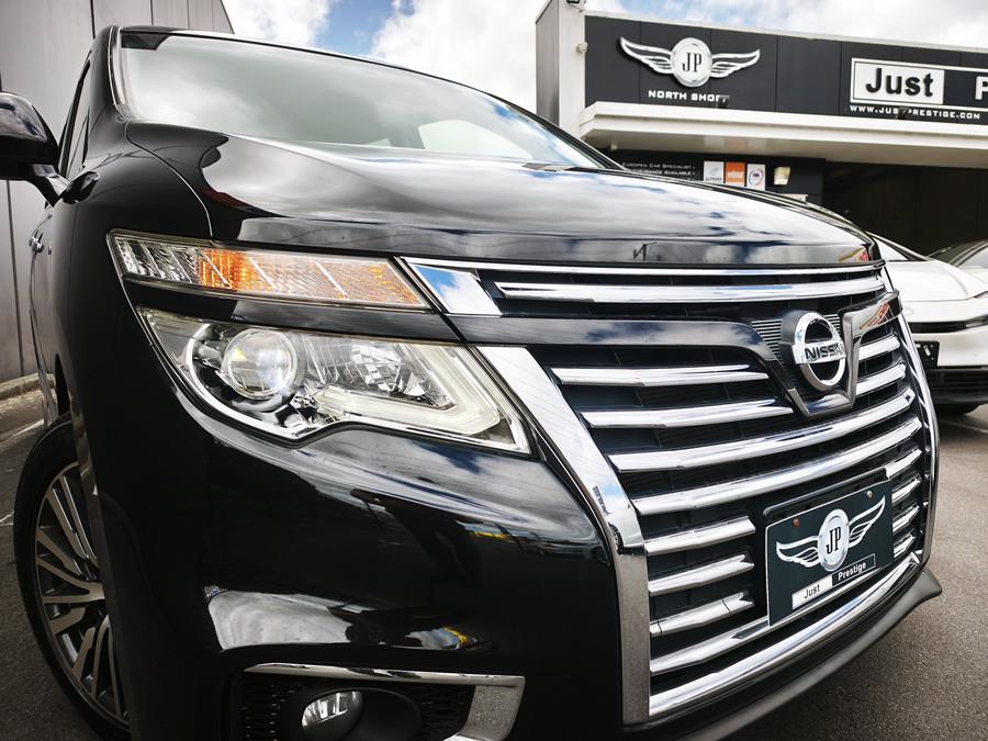 2018 Nissan Elgrand thumbnail
