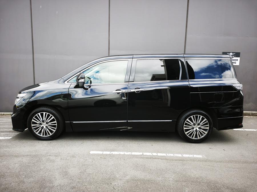 2018 Nissan Elgrand thumbnail