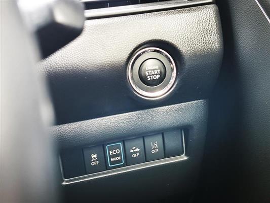 2018 Suzuki Swift thumbnail