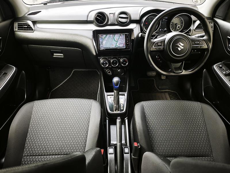 2018 Suzuki Swift thumbnail